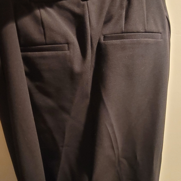 High-waisted pleated pants - Picture 6 of 7